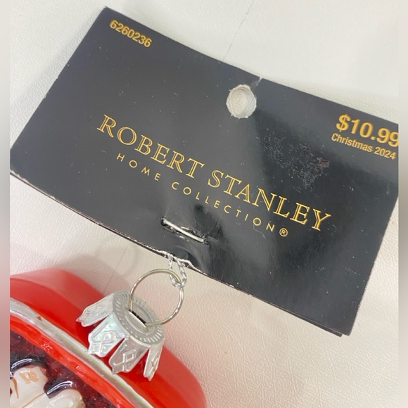 GLASS CHRISTMAS TREE ORNAMENT NWT